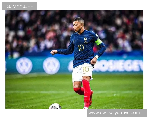 姆巴佩接过法国10号球衣责任普拉蒂尼称其理解重要性