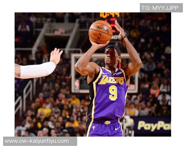 铁！普理查德表现低迷10投仅中2三分球命中率惨淡仅得8分5篮板6助攻