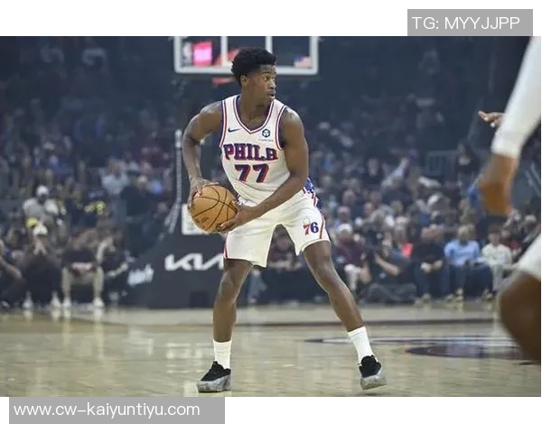 3与4顺位激战埃奇库姆半场表现抢眼克尼佩尔状态低迷对决引关注